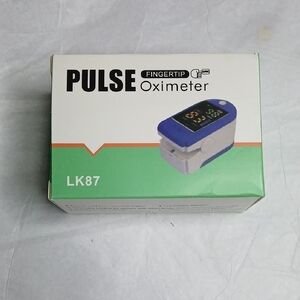 Pulse Fingertip Oximeter - Green and Blue